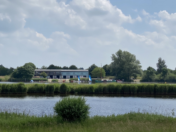 Zeilen roeien of zwemmen in Stadshagen