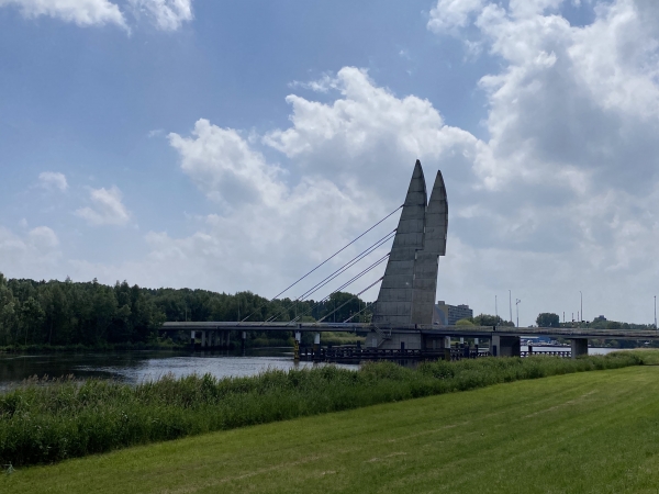 De Brug in Stadshagen